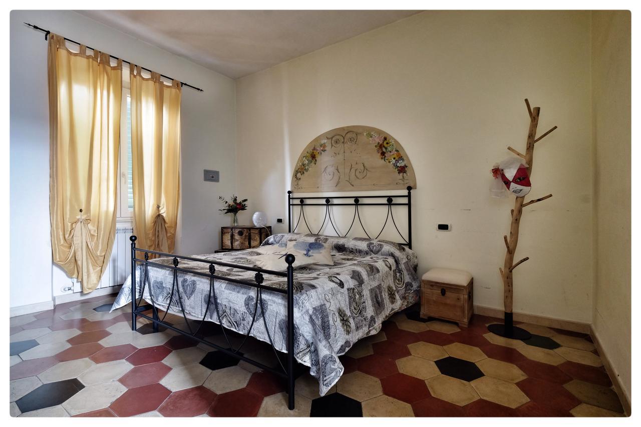 La Casa Sul Molo Bed & Breakfast Viareggio Ngoại thất bức ảnh