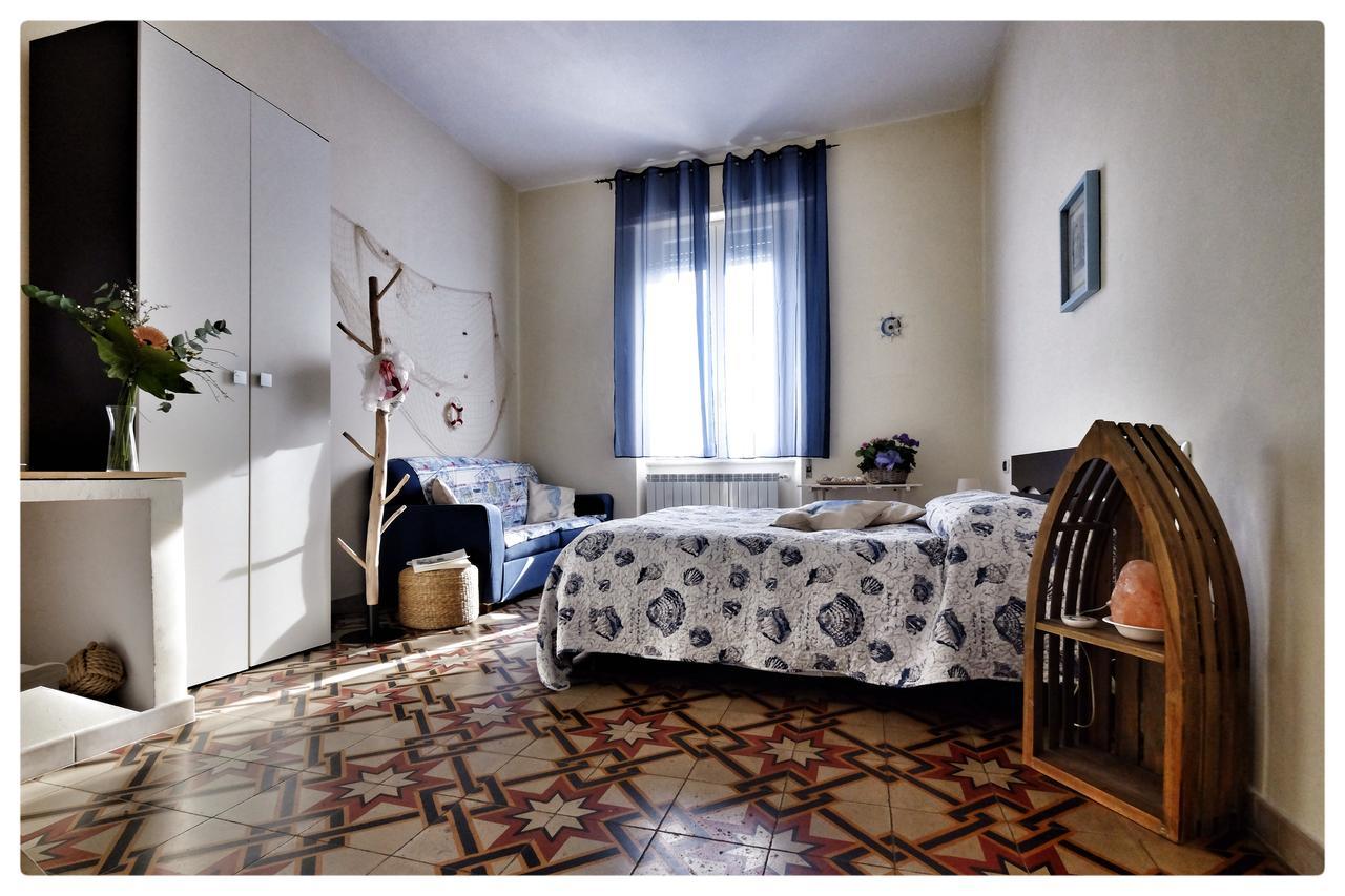 La Casa Sul Molo Bed & Breakfast Viareggio Ngoại thất bức ảnh