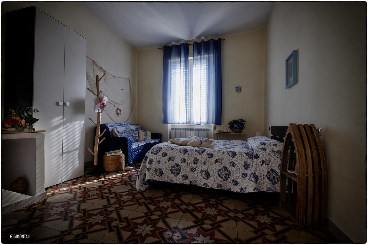 La Casa Sul Molo Bed & Breakfast Viareggio Phòng bức ảnh